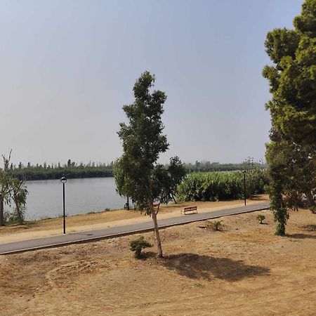 Faro Del Delta Apartment Deltebre Bagian luar foto